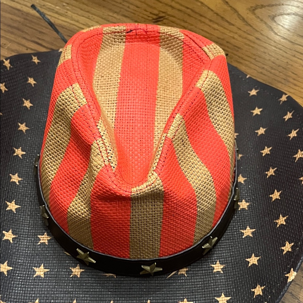 Red and Tan Star Pattern Cowboy Hat - Picture 6 of 12